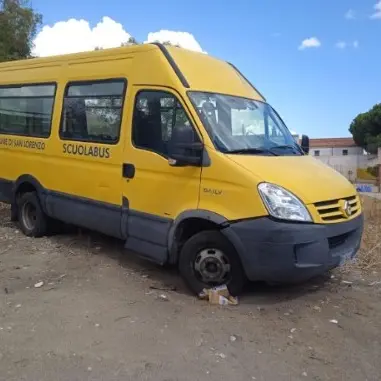 Trasporto scolastico a Spezzano della Sila, USB denuncia: «Irregolarità, precarietà e silenzi colpevoli»\n