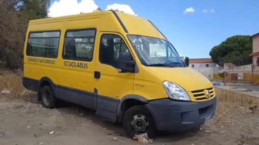 Trasporto scolastico a Spezzano della Sila, USB denuncia: «Irregolarità, precarietà e silenzi colpevoli»\n