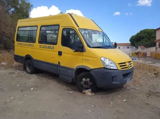 Trasporto scolastico a Spezzano della Sila, USB denuncia: «Irregolarità, precarietà e silenzi colpevoli»\n