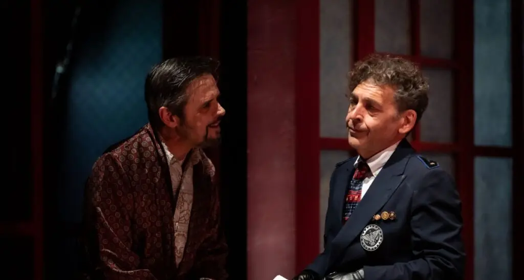 Mercoledì 14 gennaio al Teatro Politeama di Catanzaro Ninni Bruschetta e Greg in scena nel sorprendente “A Mirror”\n