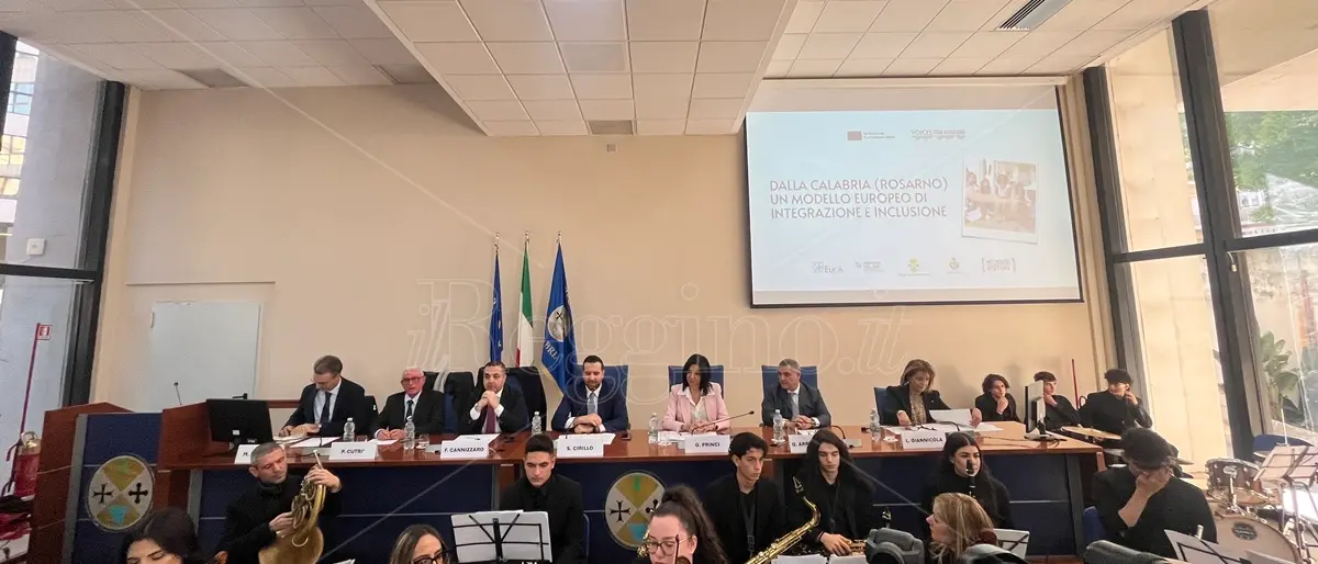 L’accoglienza e l’integrazione dei migranti, il Villaggio della Solidarietà di Rosarno diventa modello\u00A0in Europa