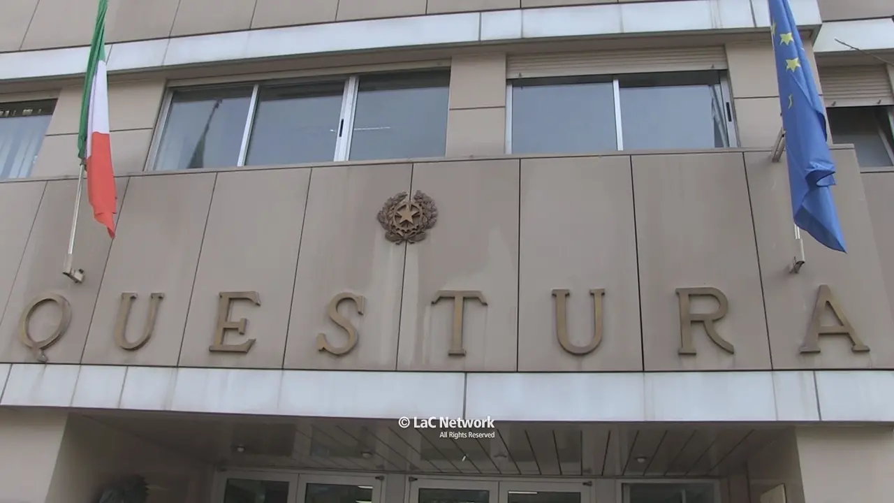 Furto\u00A0a Cosenza, nel mirino anche la libreria Ubik