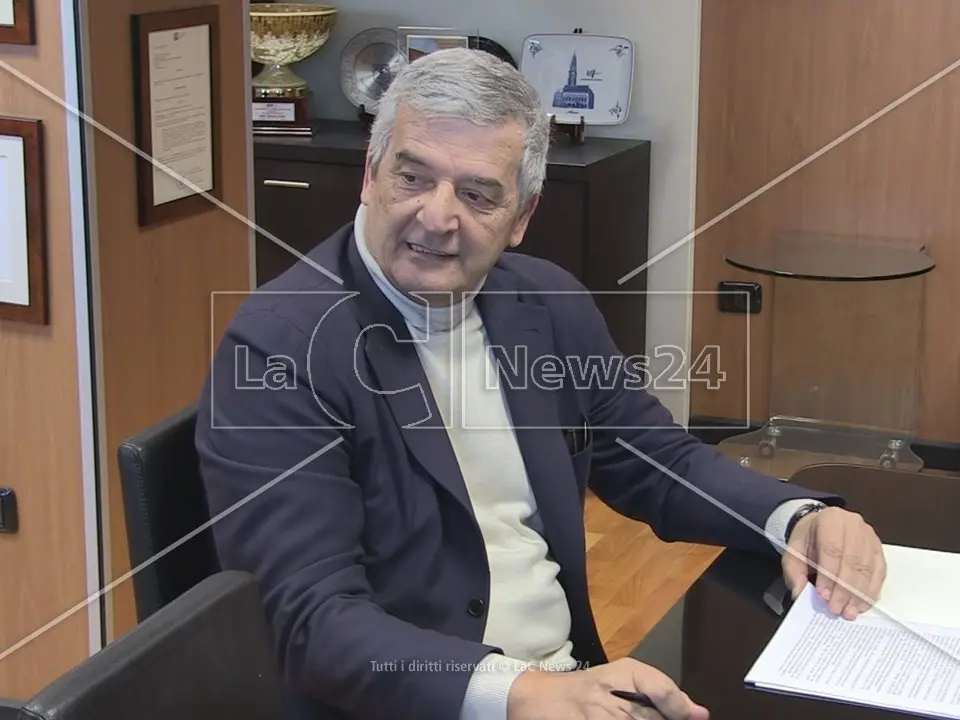 Asp di Cosenza e Annunziata, arriva l'interim per de Salazar