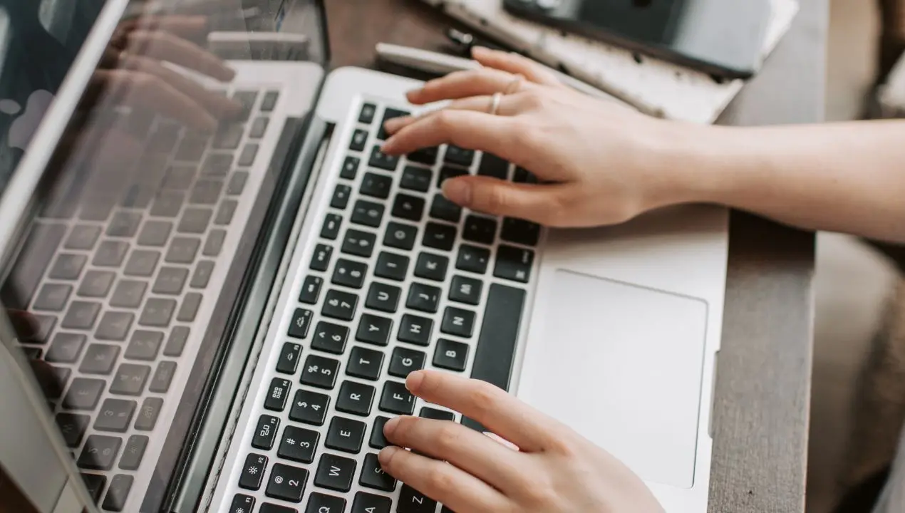 Il digitale in Calabria\u00A0cresce ma non diventa economia: il nodo degli investimenti privati\n