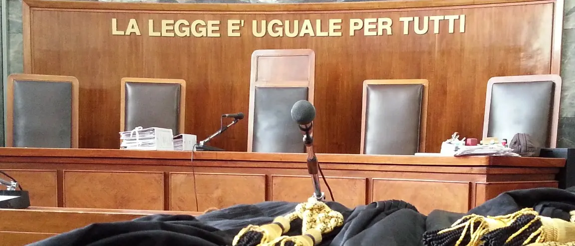 Abusi sessuali sul nipotino di 9 anni, 32enne condannato in abbreviato a 16 anni\n