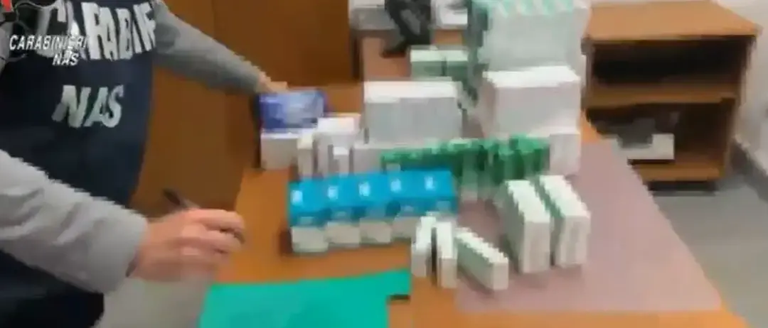 Ossigeno pagato anche ai morti: a Reggio Calabria smascherata la truffa sulle bombole al Servizio sanitario\n