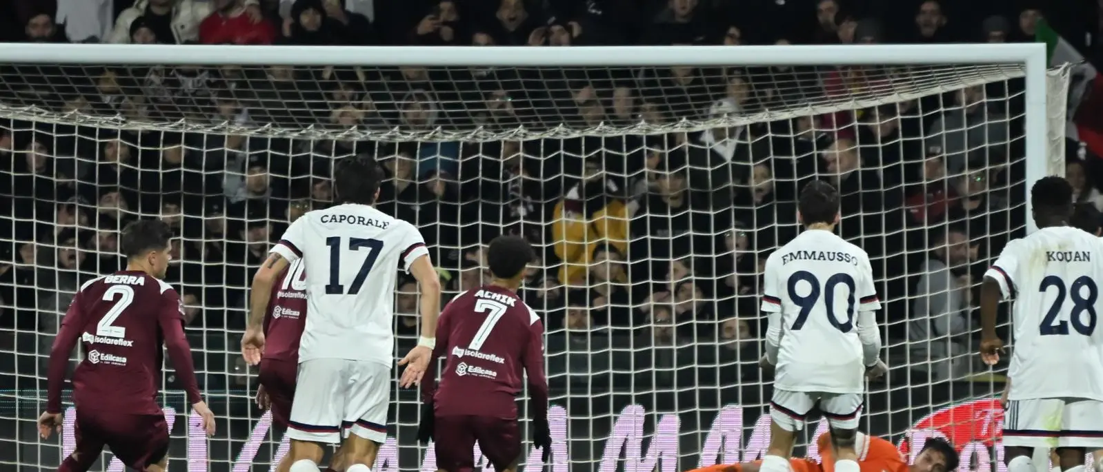 Il Cosenza e Vettorel stoppano la Salernitana: il big-match dell’Arechi finisce zero a zero\n