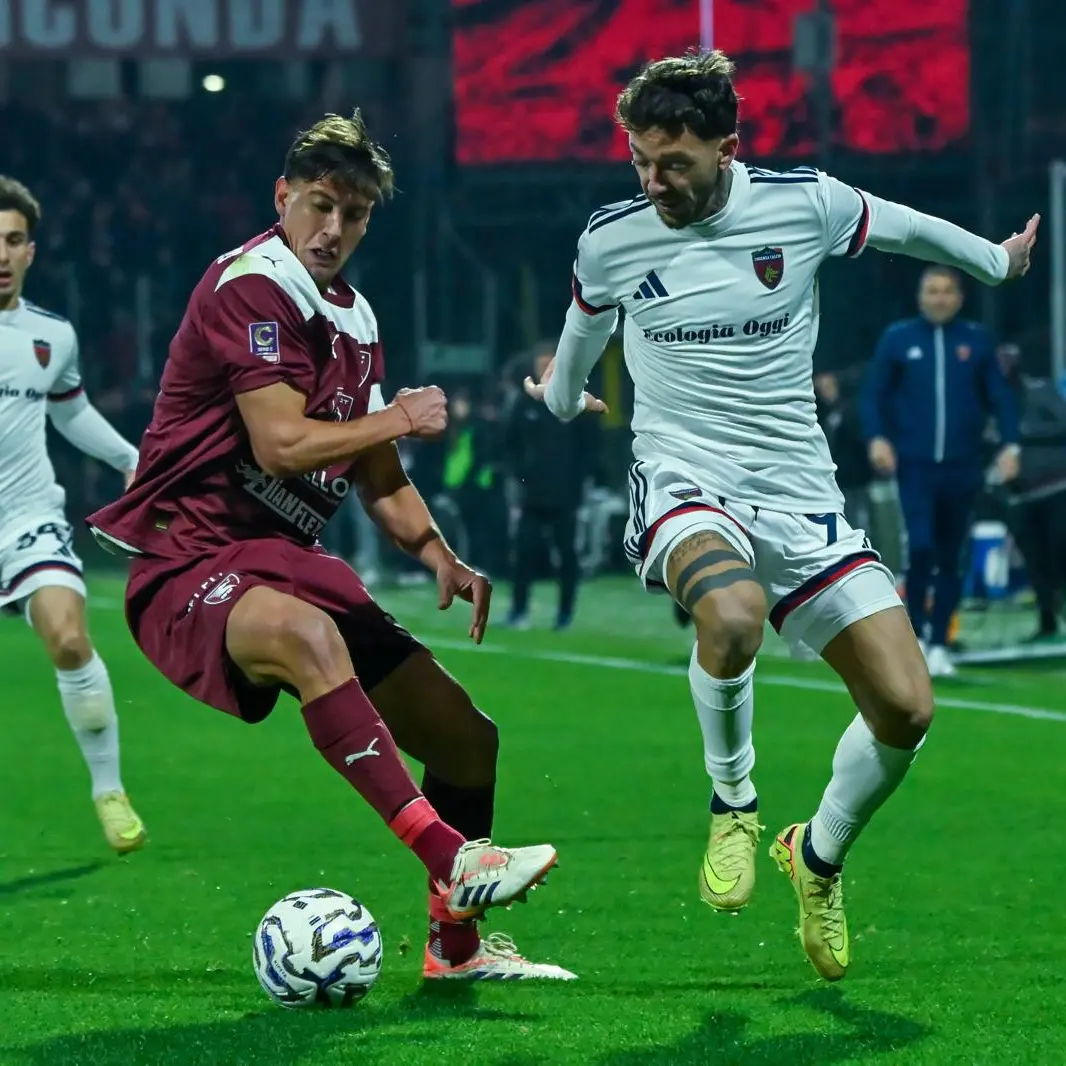 Salernitana-Cosenza, Vettorel protagonista ma l'attacco punge poco\n