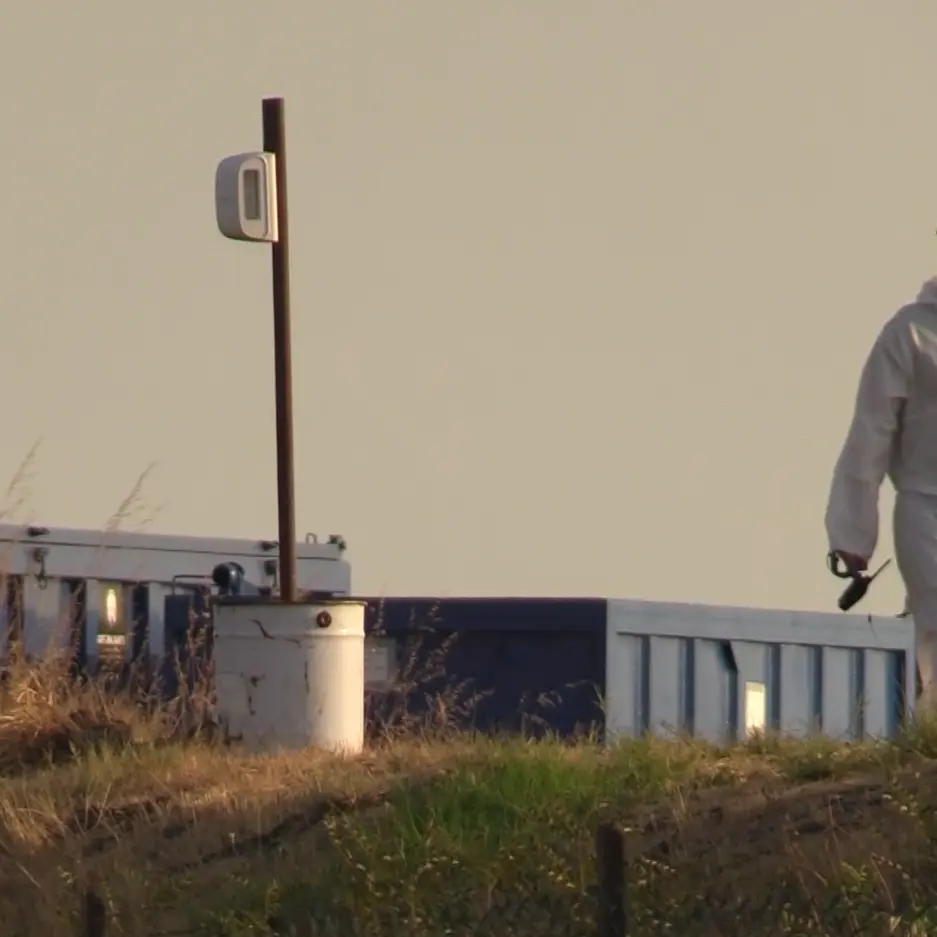 Bonifica Crotone,\u00A0spuntano rifiuti radioattivi\u00A0«inaspettati»: Eni Rewind sospende i lavori\n