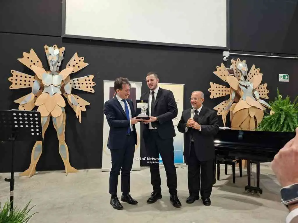 Al rettore dell’Unical Gianluigi Greco il Premio Pitagora: «La persona giusta per far crescere la cultura in Calabria»\n