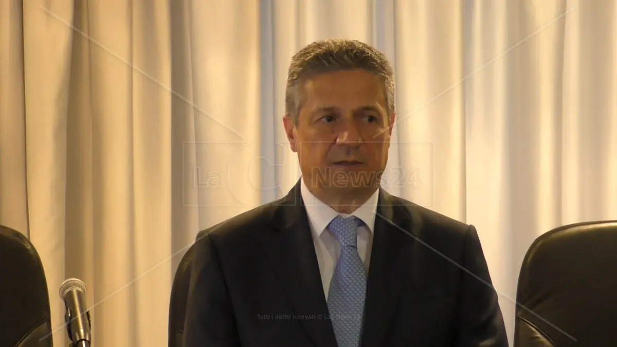 Paolo Sirna nuovo questore di Reggio, gli auguri di buon lavoro di Nausica Sbarra (Cisl)\u00A0\n