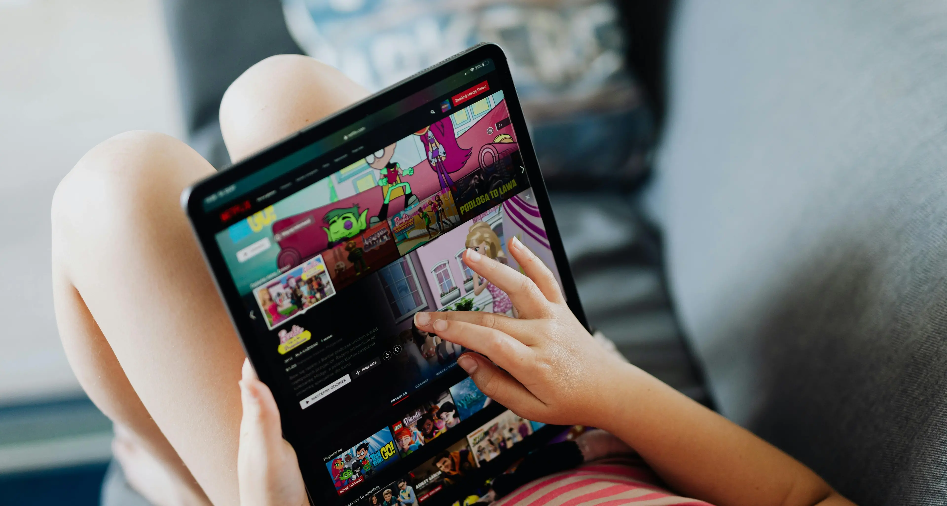 In Italia streaming illegale da 2,5 miliardi l’anno,\u00A0prima vittima eccellente: Cloudflare multata dall’Agcom\n