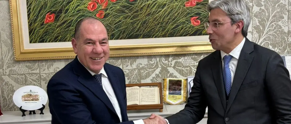 Cosenza, il nuovo questore Borelli in Provincia: «Prevenzione e giovani al centro»\n\n\n