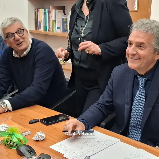 Cosenza, Graziano traccia il bilancio dei 4 anni alla guida dell’Asp. Il nuovo commissario: «Più sinergia con l’ospedale e prevenzione»\n