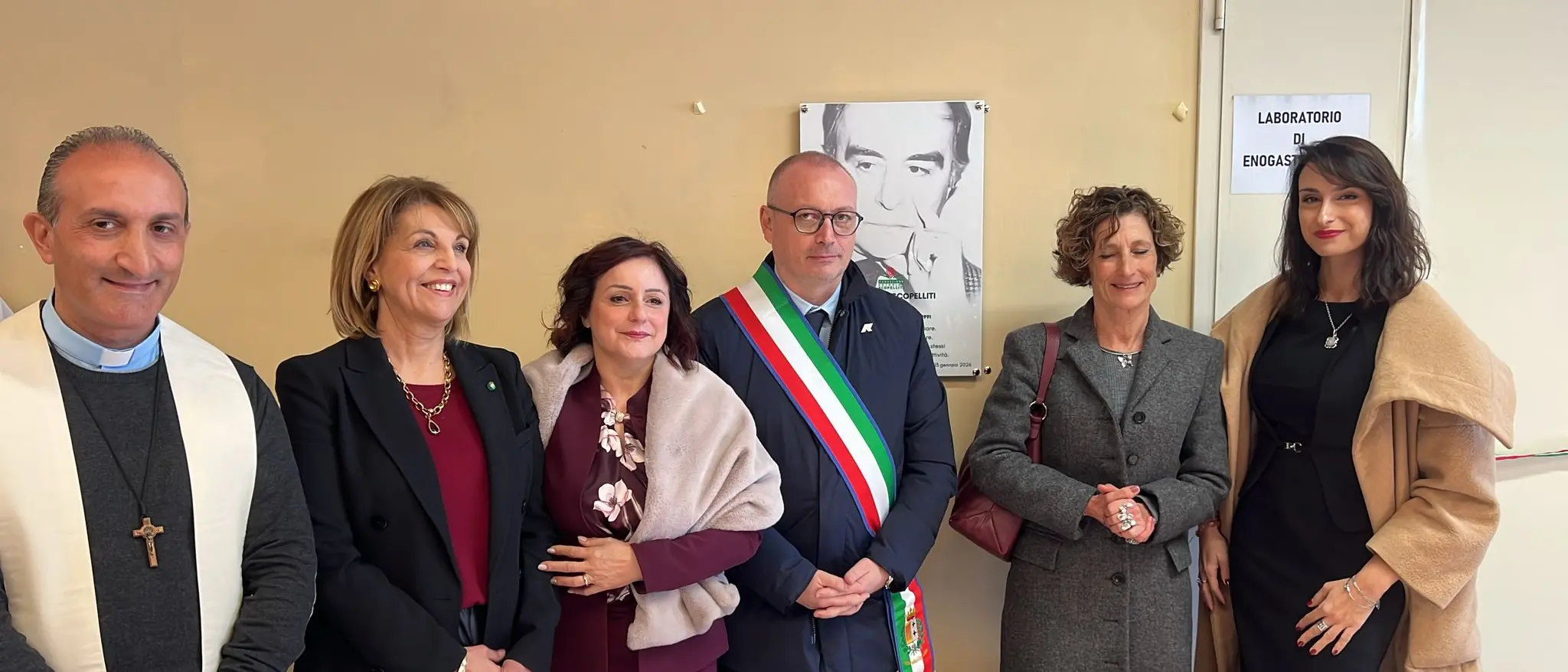 Villa San Giovanni, inaugurato il nuovo laboratorio all’Alberghiero “Giovanni Trecroci” nel segno della legalità\n