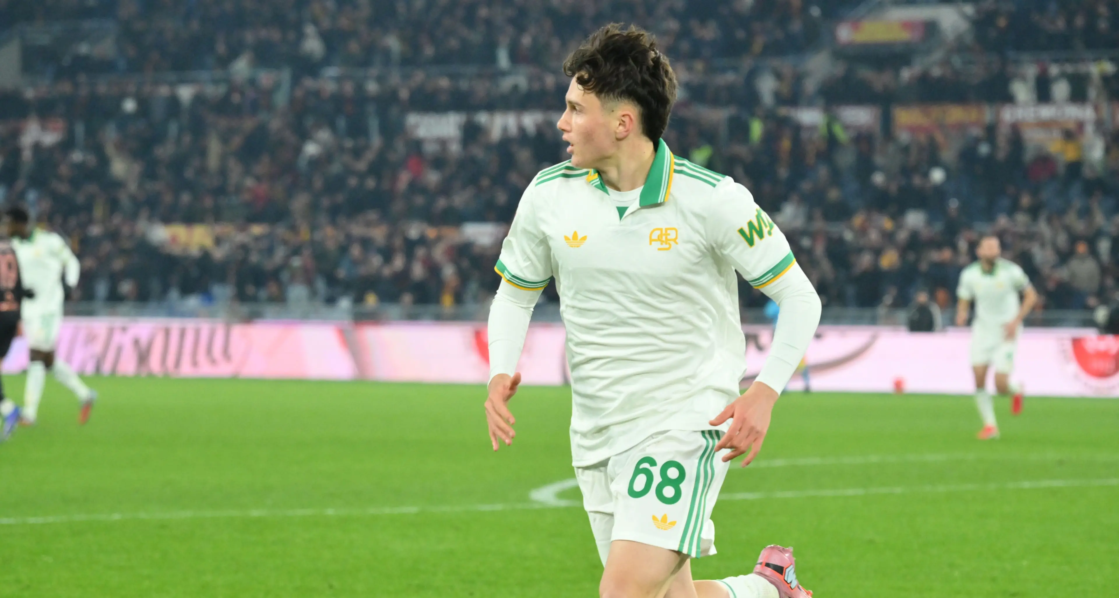 Antonio Arena, un minuto per entrare nella storia: la Roma scopre il talento dalle radici calabresi\n