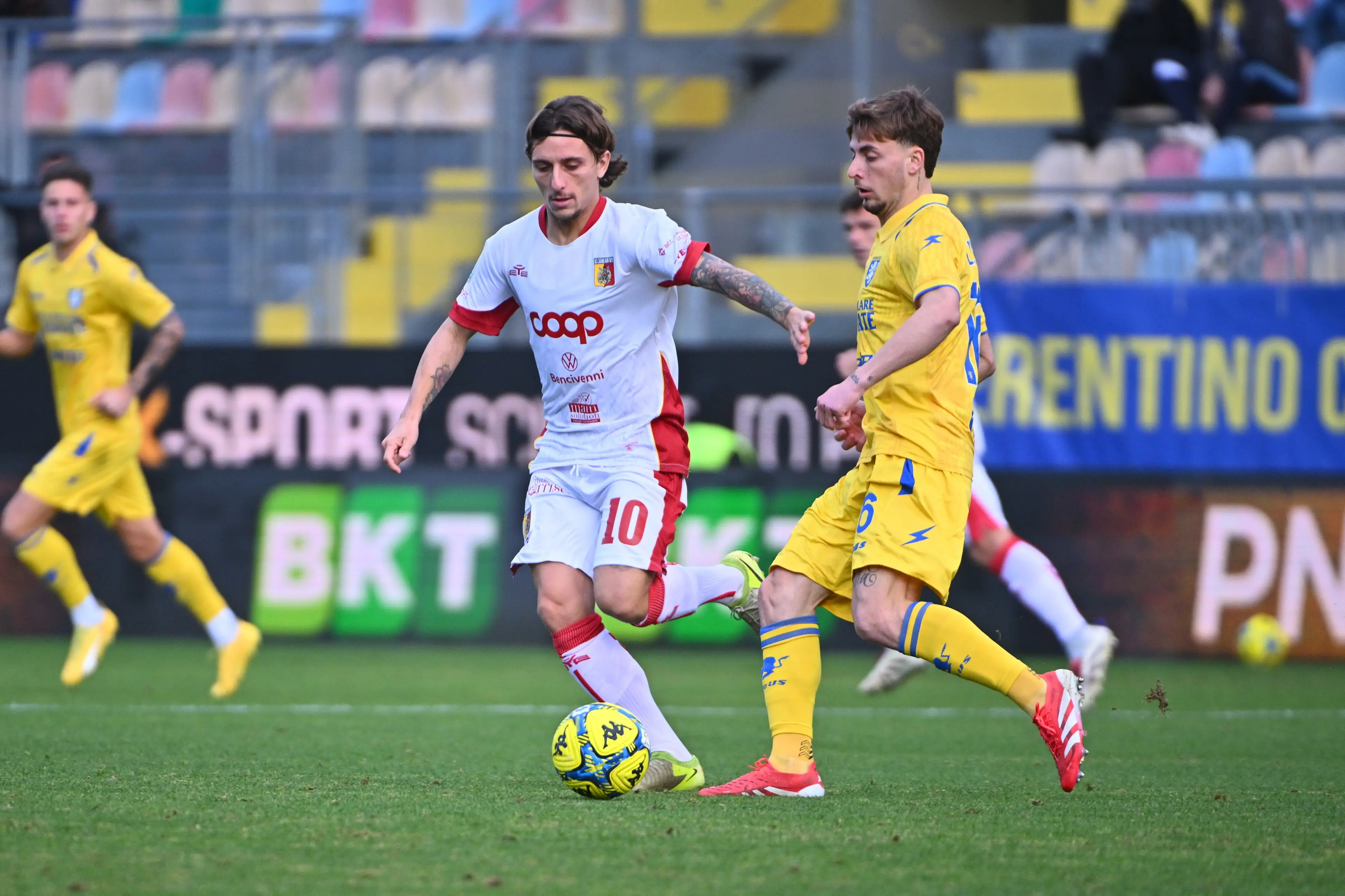 Verso Venezia-Catanzaro: Aquilani recupera Di Francesco, emergenza a centrocampo\n