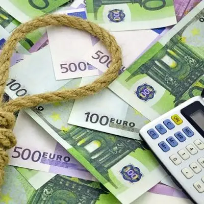 Usura a Tropea da parte del clan La Rosa: la Cassazione conferma il sequestro di denaro, oro e orologi\n