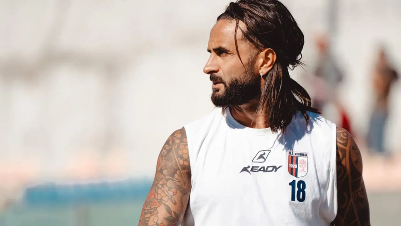 Serie D, si separano le strade tra la Vibonese e Bucolo: ufficiale la rescissione del contratto. In arrivo due Under \n