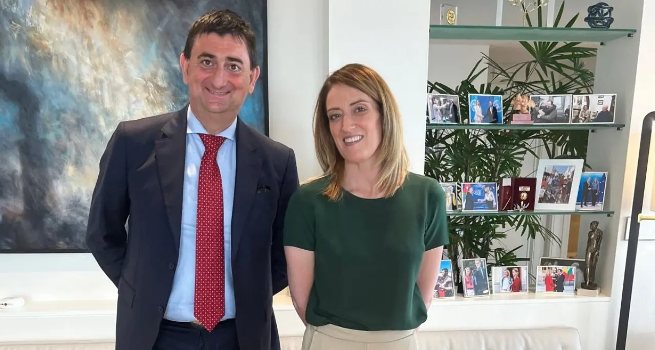 «Contro lo spopolamento e la fuga dei cervelli»: in Calabria nasce il primo master che rilancia i borghi e le aree interne\n