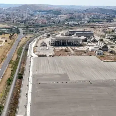 Stop bonifica Crotone, il Comune e la Provincia: «Fatto grave, rinvii inaccettabili». Eni replica: «Atto dovuto»