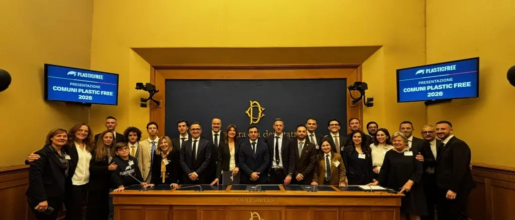 Tutela dell’ambiente e lotta all’inquinamento: sette Comuni calabresi ottengono il riconoscimento Plastic free\n