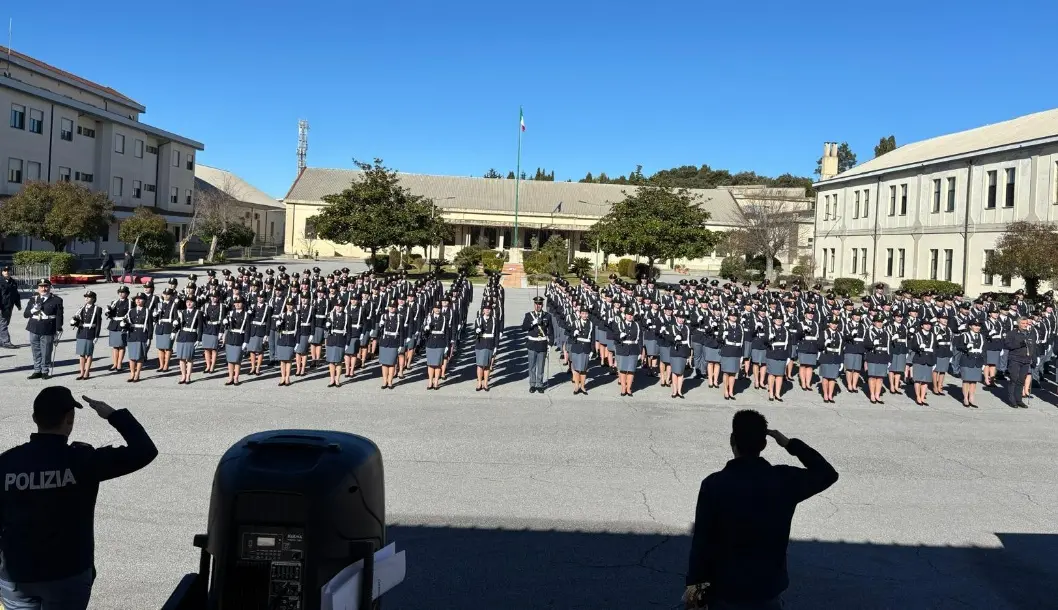 A Vibo il giuramento di 233 nuovi agenti della Polizia di Stato: venerdì in contemporanea con le altre scuole per allievi d’Italia\n