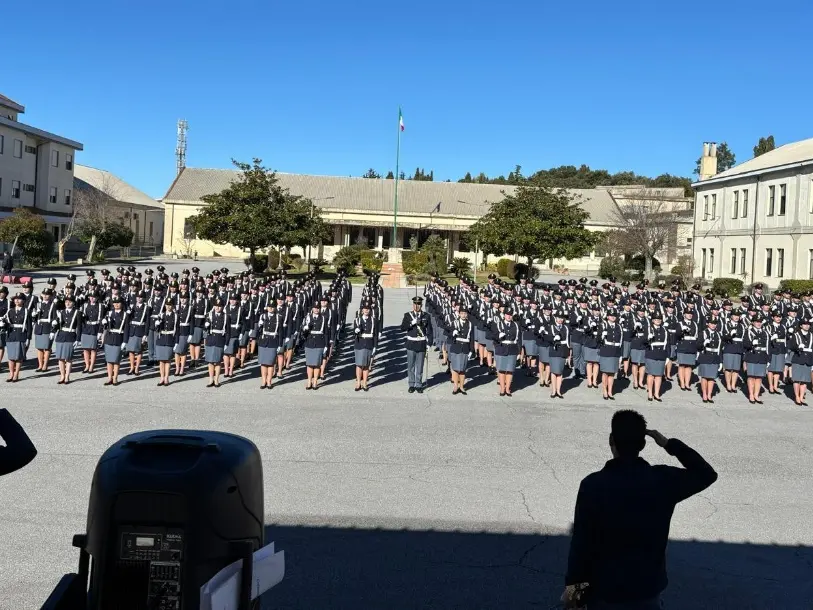 A Vibo il giuramento di 233 nuovi agenti della Polizia di Stato: venerdì in contemporanea con le altre scuole per allievi d’Italia