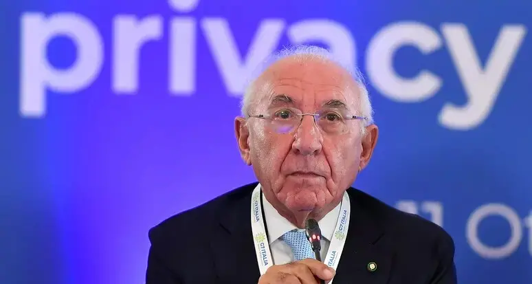 Perquisizioni della Gdf nella sede del Garante della Privacy