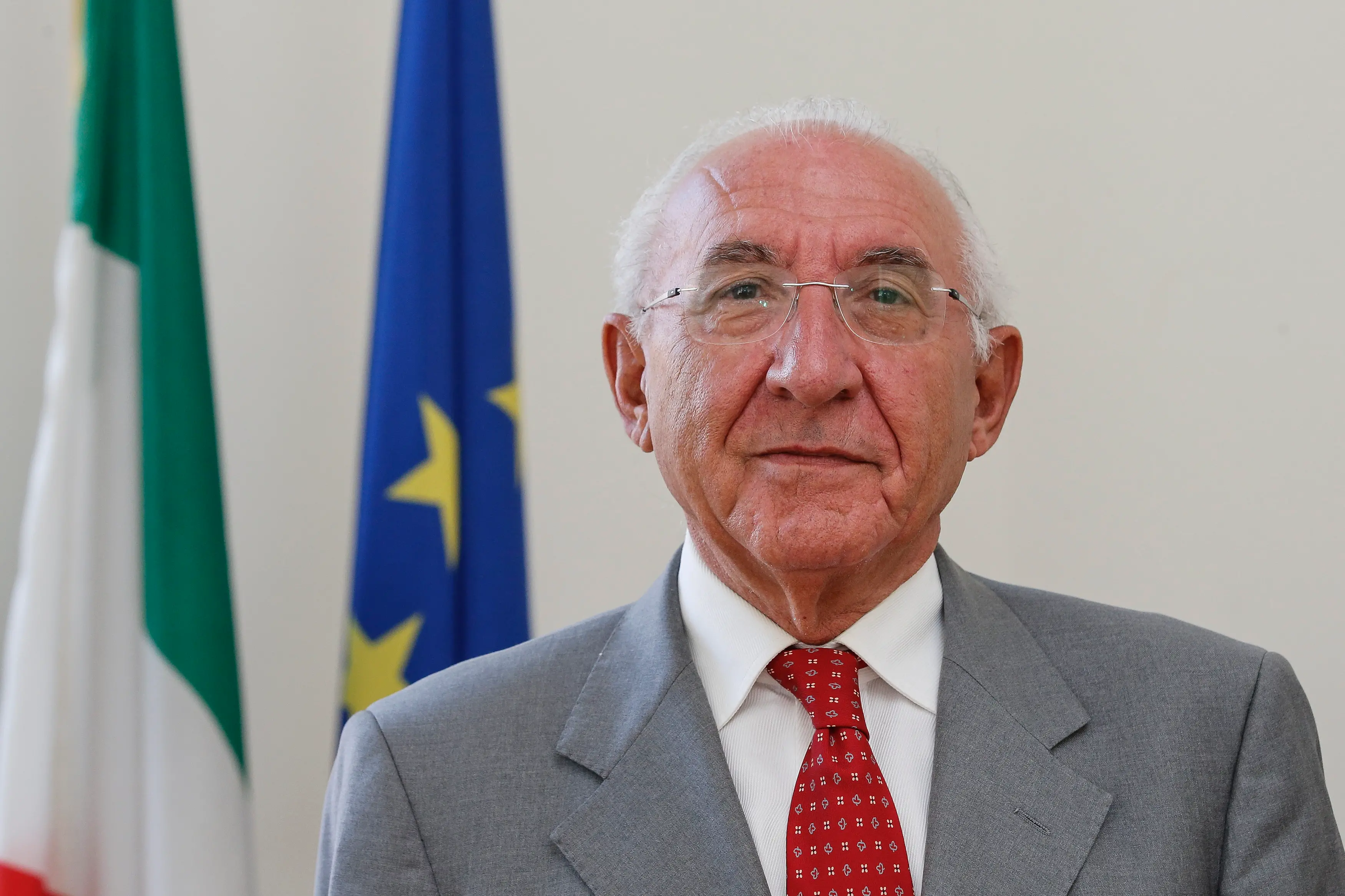 Perquisizioni della Gdf nella sede del Garante della Privacy a Roma: peculato e corruzione i reati ipotizzati\n