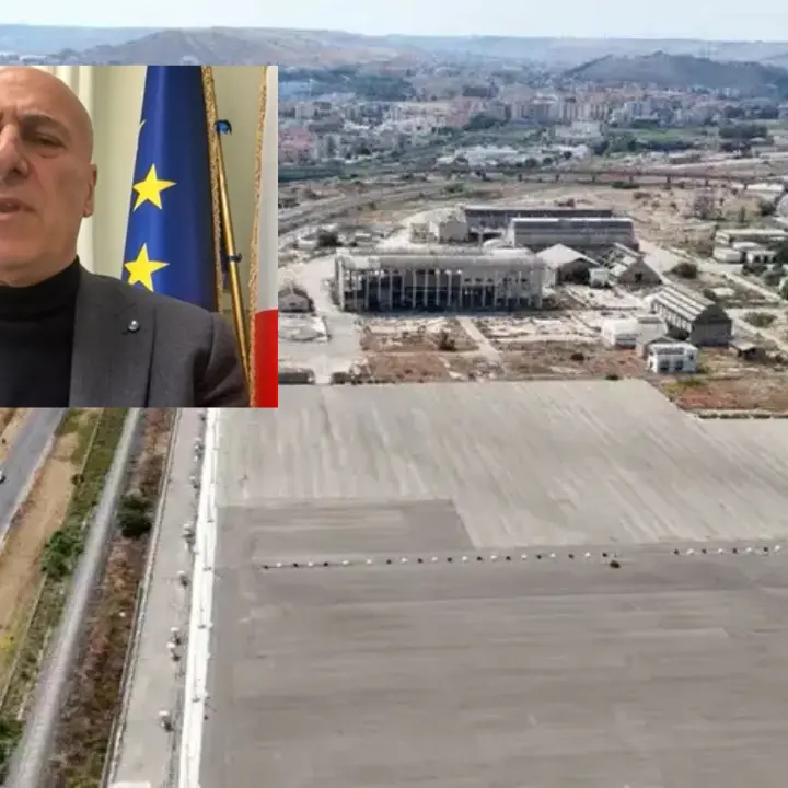 Bonifica di Crotone, Voce all’attacco: «Stanchi dei ritardi di Eni e commissari, il Governo ci dia i soldi e la facciamo da soli»\n