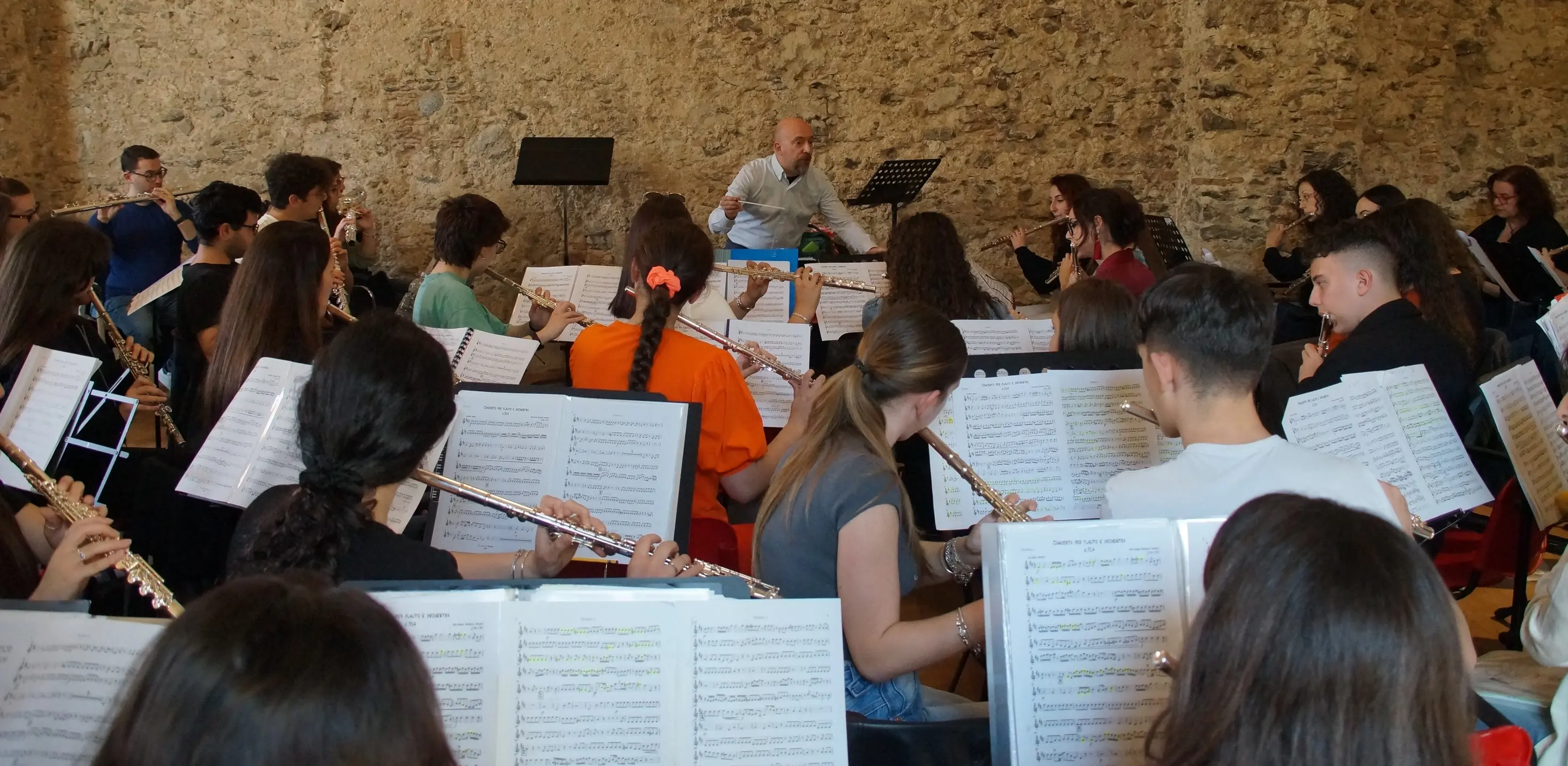 Vibo, nasce il coro dei flauti del Conservatorio: 150 giovani musicisti per un progetto di respiro europeo\n