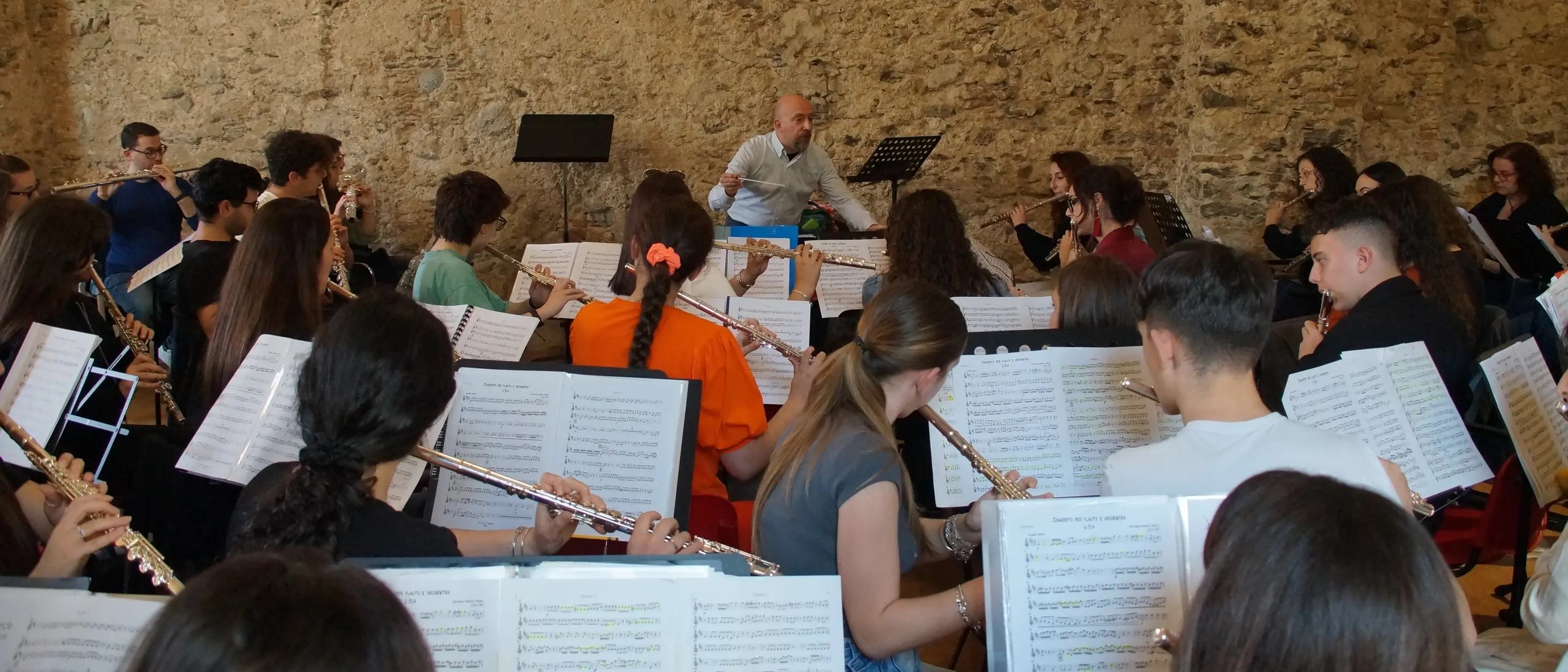 Vibo, nasce il coro dei flauti del Conservatorio: 150 giovani musicisti per un progetto di respiro europeo\n