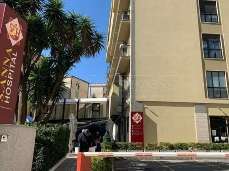 S. Anna Hospital, il sindaco Fiorita incontra il gruppo Citrigno: «Le condizioni per una ripartenza seria e credibile sembrano esserci tutte»