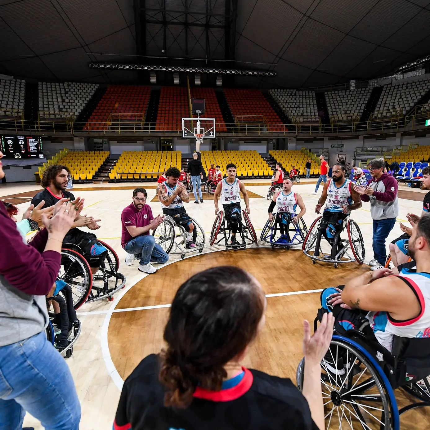 Reggio BiC a Cantù per chiudere l’andata: trasferta sul parquet dei campioni d’Italia come test di livello per gli amaranto\n