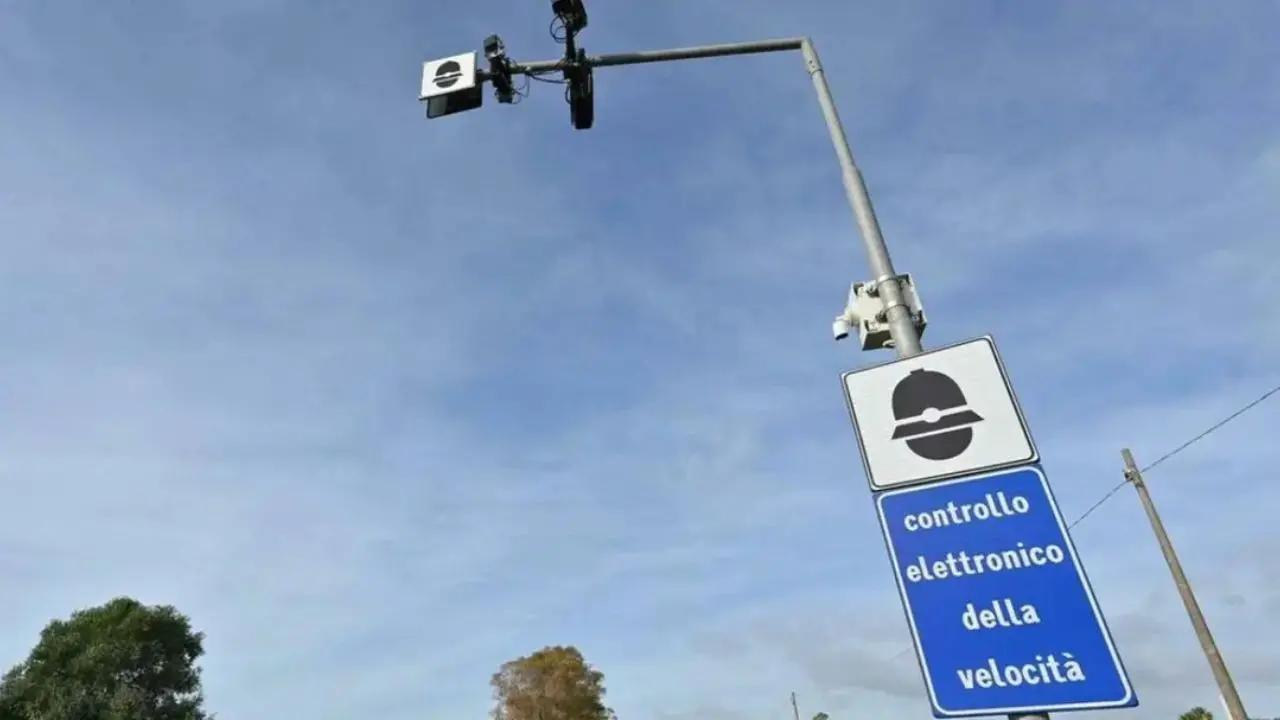 Autovelox fuorilegge a Cropani: multe annullate mentre il Codacons minaccia un esposto alla Corte dei Conti\u00A0\n