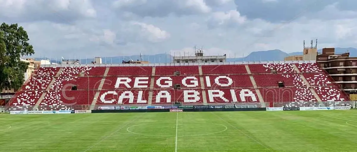 Il Granillo chiama la sua gente: domenica un derby di passione e identità che vale più dei tre punti