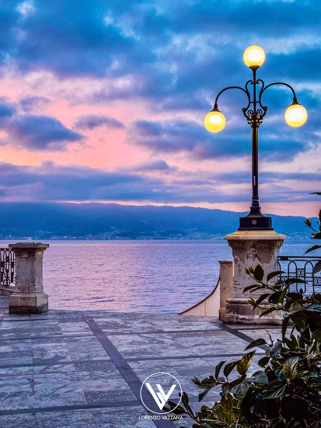 Luce sullo Stretto\n