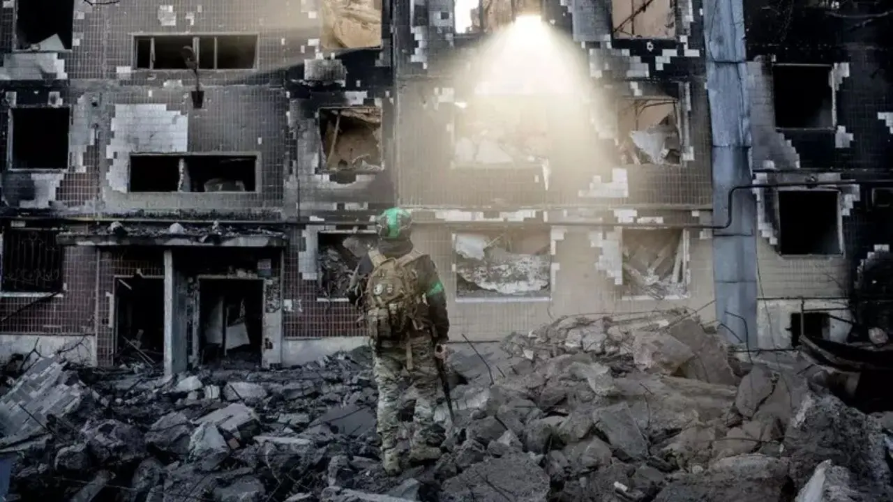 Guerra in Ucraina, perché l’Europa sta perdendo: costi economici, crisi sociale e il peso sugli italiani\n