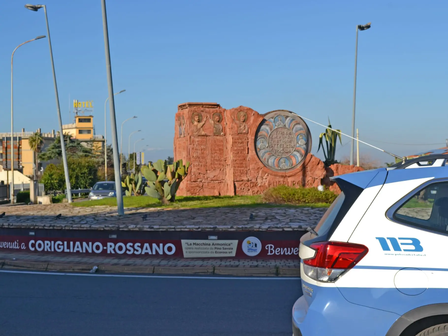 Corigliano Rossano, aggredisce agenti dopo lite in famiglia: arrestato 46enne