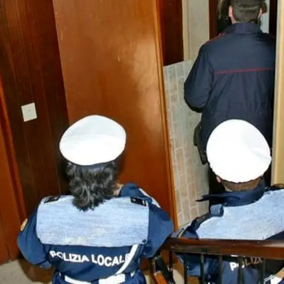 Calabria, 60mila famiglie a rischio sfratto: il disagio abitativo cresce tra giovani, immigrati e pensionati\n