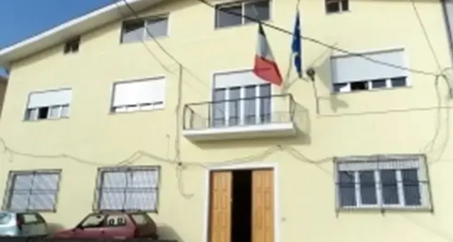 Blitz al Comune di Joppolo: la Guardia di finanza preleva numerosi documenti dagli uffici dell'ente