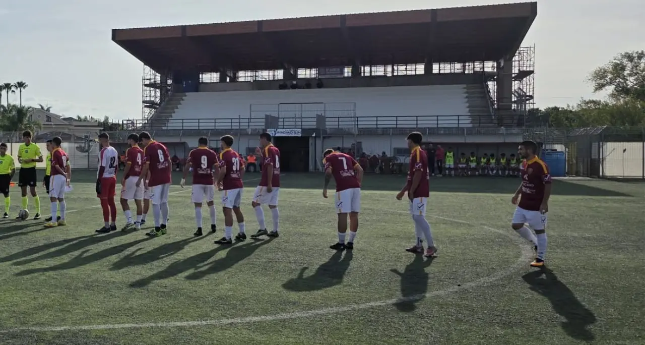 Promozione B, Taurianova frena col Capo Vaticano. Coppola polemico sull’arbitraggio: «La terna forse era girata dall'altra parte»\n