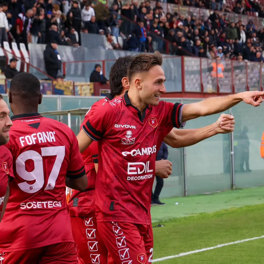 Serie D: Reggina straripante al Granillo, Vibonese liquidata 3-0