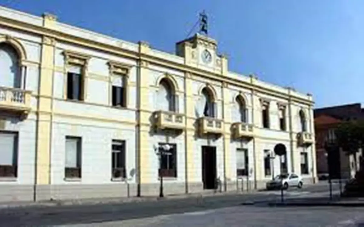 Crisi al Comune di Villa San Giovanni, si dimettono due assessori\n