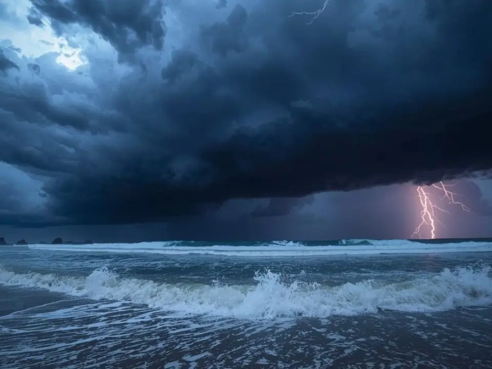 Quando scatta l’allerta rossa: rischi concreti per la popolazione e regole da seguire per proteggersi