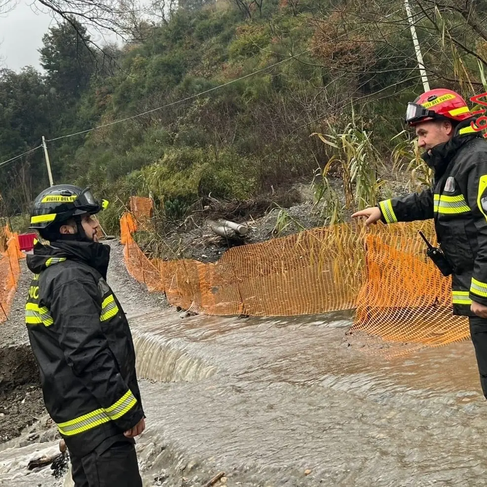 Maltempo record, Calabria sotto la pressione del ciclone Harry: a Catanzaro una frana isola sette famiglie –\u00A0VIDEO\n