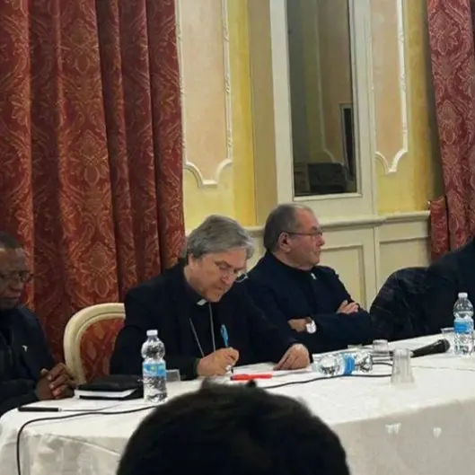 Un ponte di solidarietà tra Calabria e Africa: monsignor Savino presenta \"Oasis de Misericorde\"\n