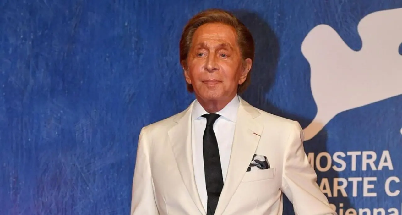 È morto Valentino Garavani: l’ultimo imperatore della moda aveva 93 anni\n