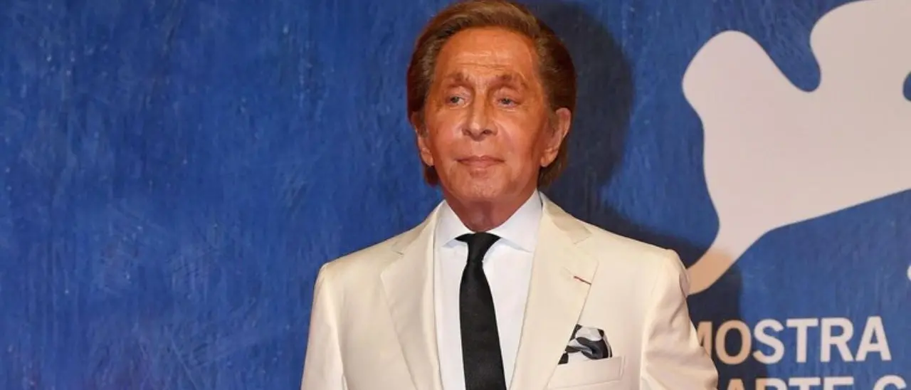 È morto Valentino Garavani: l’ultimo imperatore della moda aveva 93 anni\n
